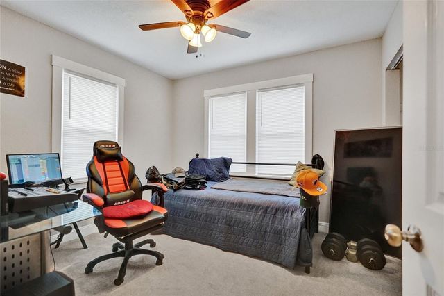 924 Mcintosh Street, West Palm Beach, FL 33405