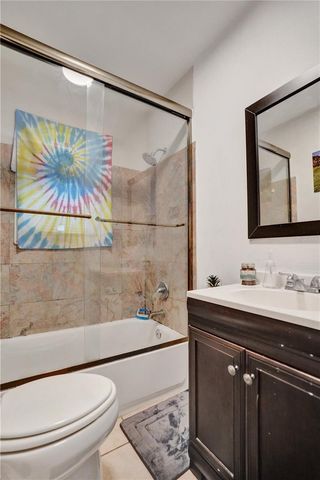 924 Mcintosh Street, West Palm Beach, FL 33405