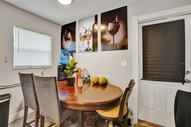 924 Mcintosh Street, West Palm Beach, FL 33405