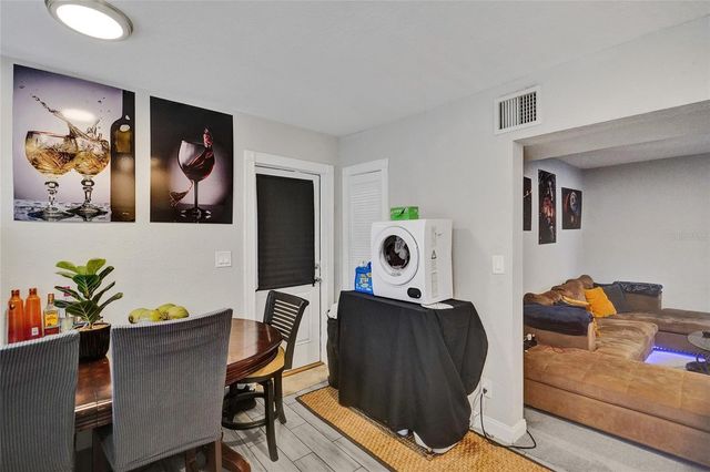 924 Mcintosh Street, West Palm Beach, FL 33405