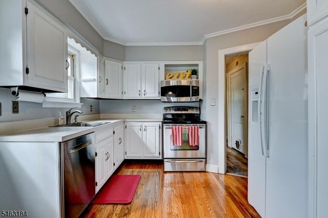17 CHARLOTTE Dr, Bridgewater Twp., NJ 08807