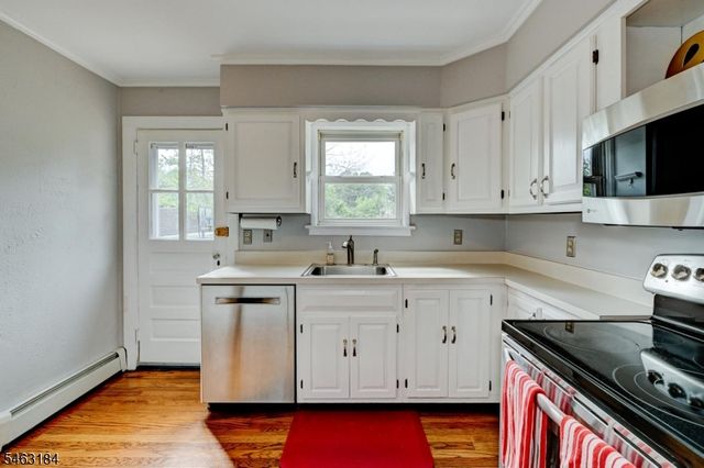 17 CHARLOTTE Dr, Bridgewater Twp., NJ 08807