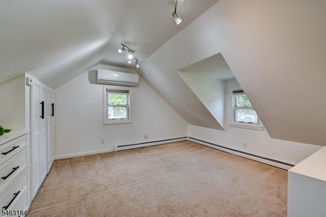 17 CHARLOTTE Dr, Bridgewater Twp., NJ 08807