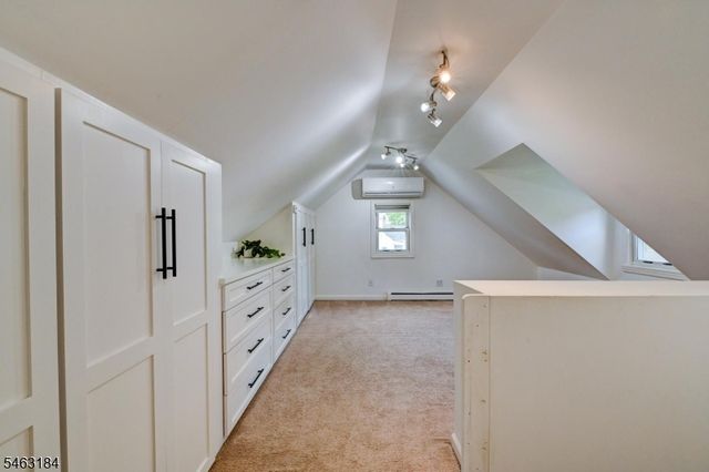 17 CHARLOTTE Dr, Bridgewater Twp., NJ 08807