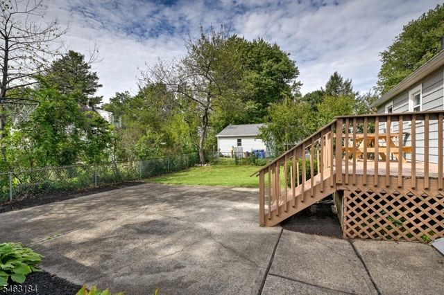 17 CHARLOTTE Dr, Bridgewater Twp., NJ 08807