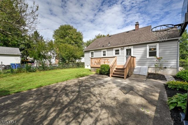 17 CHARLOTTE Dr, Bridgewater Twp., NJ 08807