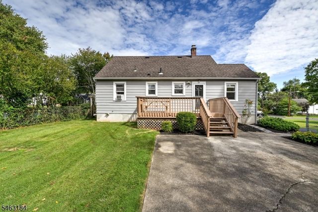 17 CHARLOTTE Dr, Bridgewater Twp., NJ 08807