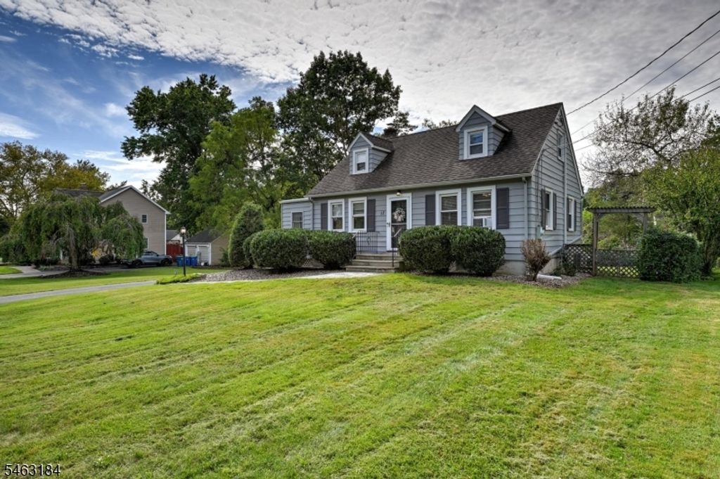 17 CHARLOTTE Dr, Bridgewater Twp., NJ 08807 — photo 3