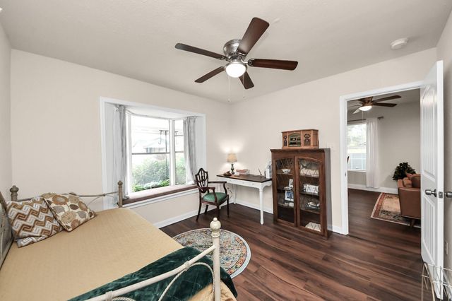 7711 Avenue L, Houston, TX 77012