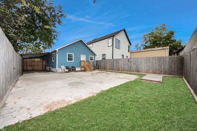 7711 Avenue L, Houston, TX 77012