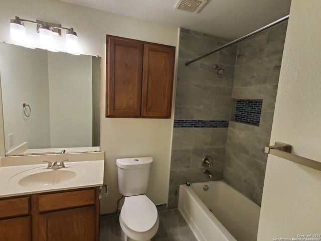 228 Anvil Pl, Cibolo, TX 78108