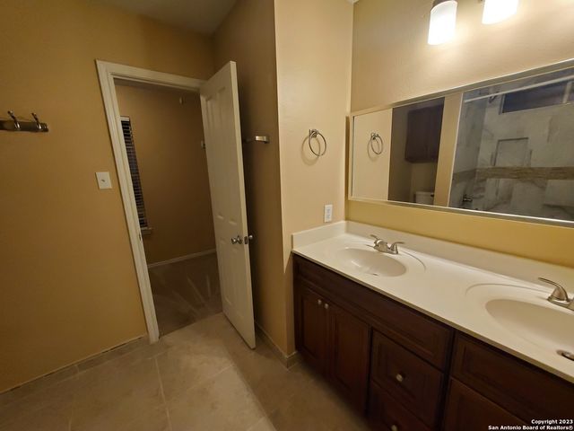 228 Anvil Pl, Cibolo, TX 78108