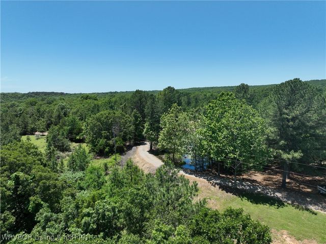 469497 975 Road, Sallisaw, OK 74955