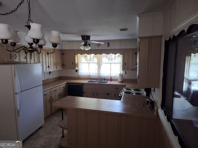 2289 Dr George Ward Road, Elberton, GA 30635