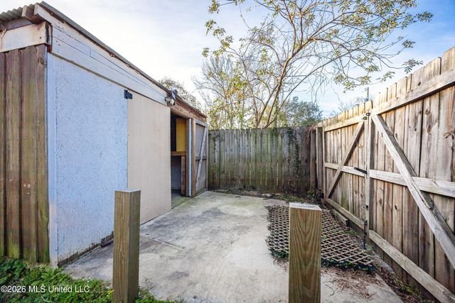 9229 Point Aux Chenes Road, Ocean Springs, MS 39564