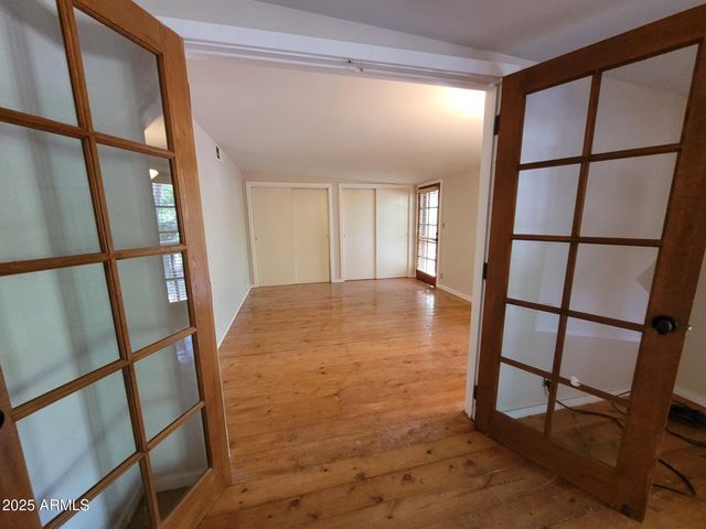 16685 W SHRINE Drive, Yarnell, AZ 85362