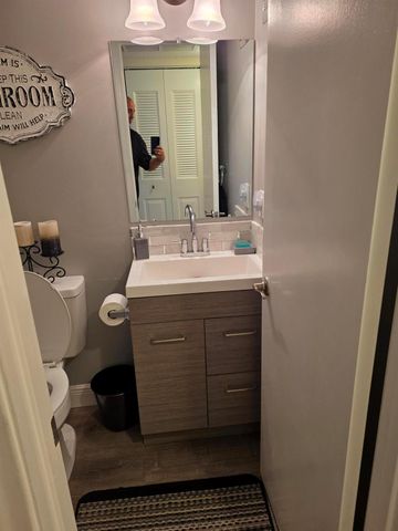 334 Southhampton B 334, West Palm Beach, FL 33417