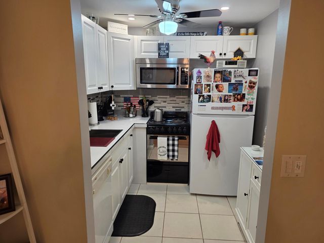 334 Southhampton B 334, West Palm Beach, FL 33417