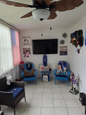 334 Southhampton B 334, West Palm Beach, FL 33417