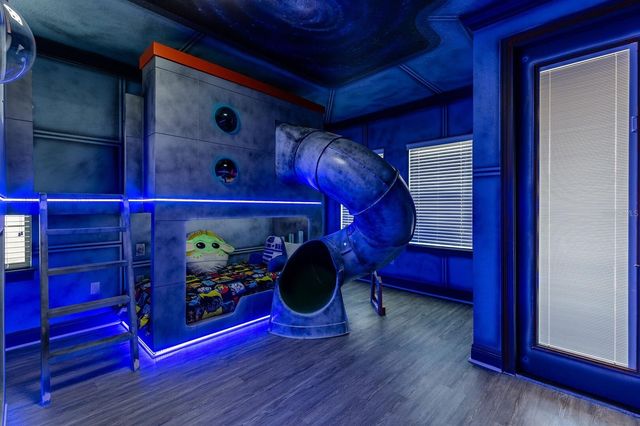 1041 CASTLE PINES COURT, Reunion, FL 34747