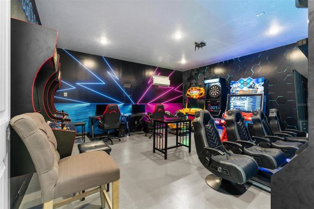 1041 CASTLE PINES COURT, Reunion, FL 34747