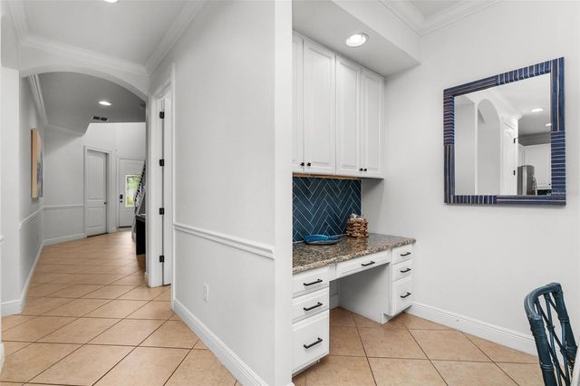 1041 CASTLE PINES COURT, Reunion, FL 34747