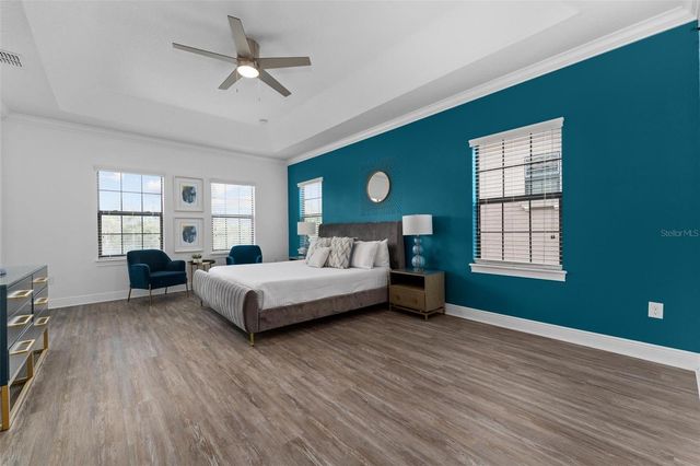 1041 CASTLE PINES COURT, Reunion, FL 34747