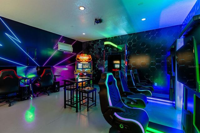 1041 CASTLE PINES COURT, Reunion, FL 34747