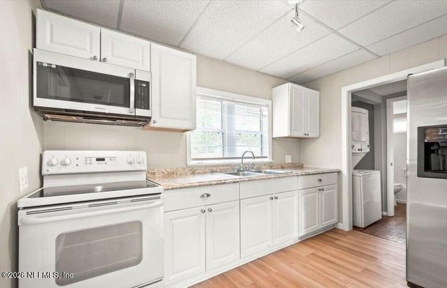 2514 PEACH Drive B, Jacksonville, FL 32246