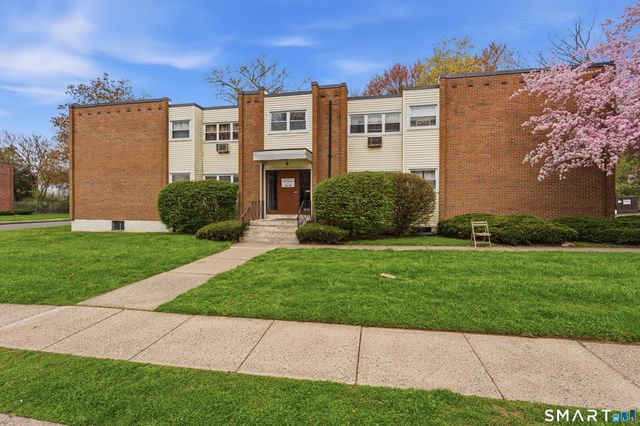 27 Thompson Road F, Manchester, CT 06040