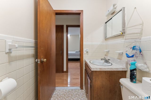 27 Thompson Road F, Manchester, CT 06040