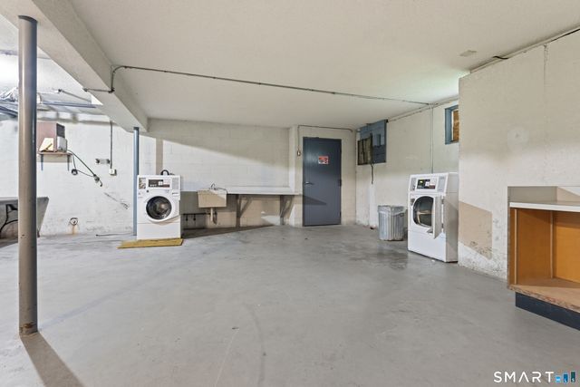 27 Thompson Road F, Manchester, CT 06040