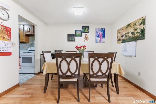 27 Thompson Road F, Manchester, CT 06040