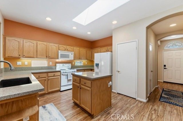 24479 Chamois, Corona, CA 92883