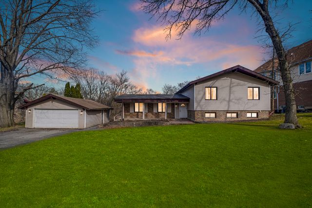 1741 Oak Lane Road, Flossmoor, IL 60422