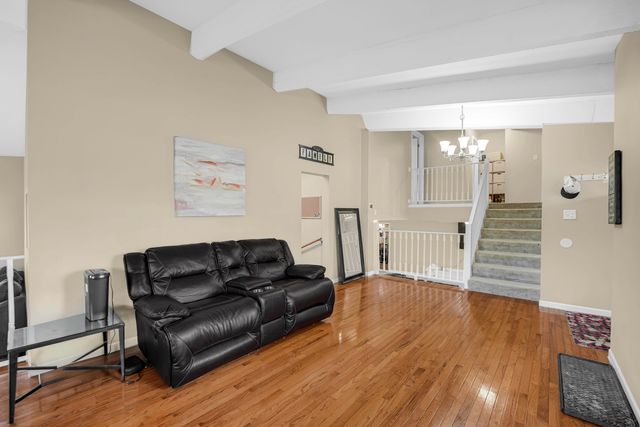 1741 Oak Lane Road, Flossmoor, IL 60422