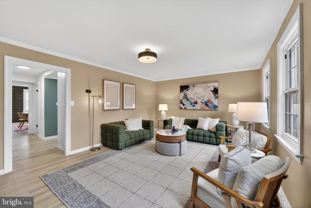 612 4TH PL SW, Washington, DC 20024