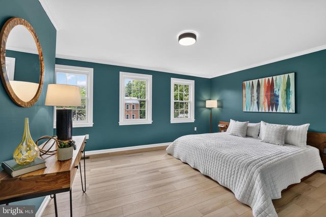 612 4TH PL SW, Washington, DC 20024