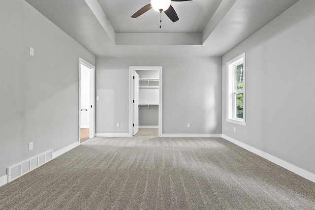482 HIGH RIDGE TRAIL, Pulaski, WI 54162