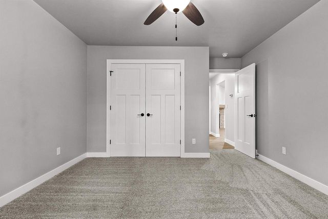 482 HIGH RIDGE TRAIL, Pulaski, WI 54162