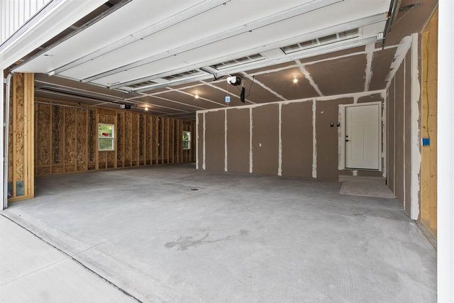 482 HIGH RIDGE TRAIL, Pulaski, WI 54162