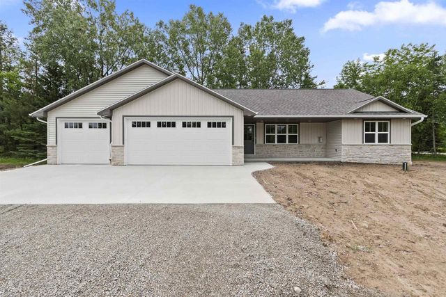 482 HIGH RIDGE TRAIL, Pulaski, WI 54162
