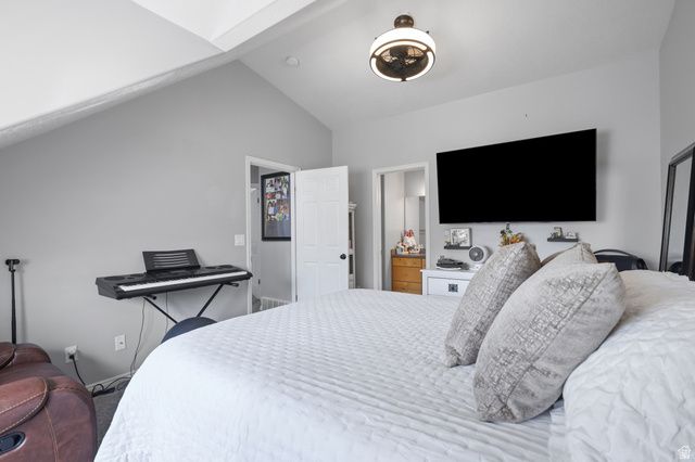 1064 E FORT LN, Ogden, UT 84404