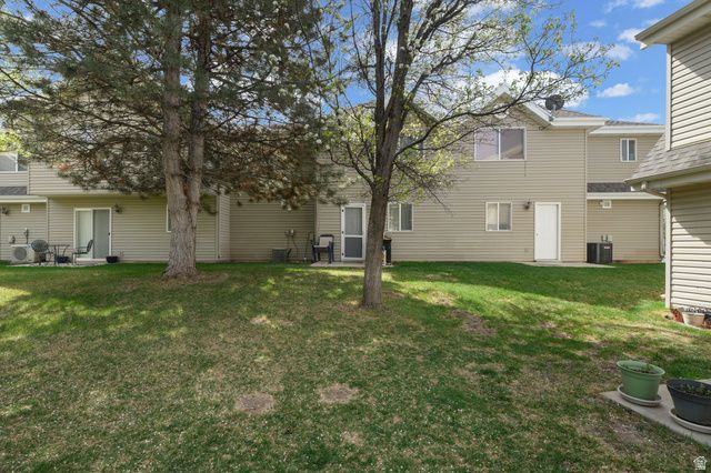 1064 E FORT LN, Ogden, UT 84404