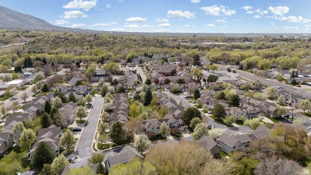 1064 E FORT LN, Ogden, UT 84404