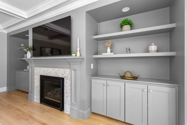 216 Oak St, Westwood, MA 02090