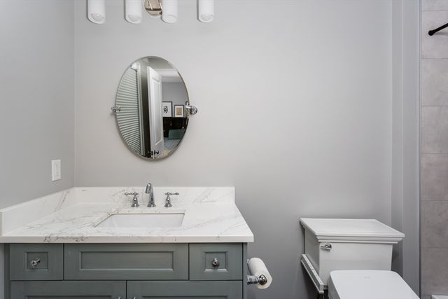 216 Oak St, Westwood, MA 02090