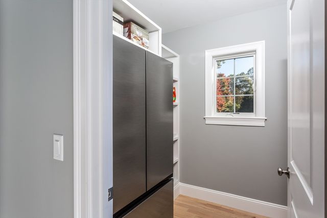 216 Oak St, Westwood, MA 02090