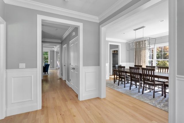 216 Oak St, Westwood, MA 02090