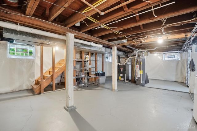 5300 Stewart Avenue, Cincinnati, OH 45227